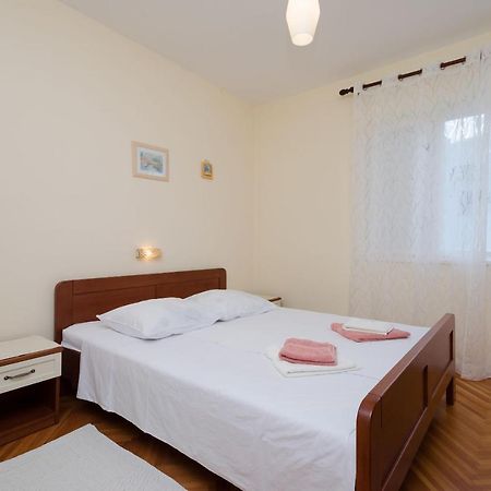 Rooms Mihaela Rab Town Extérieur photo